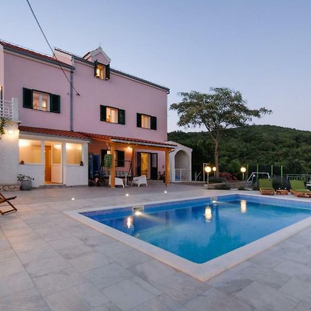 Holiday Home Koprivno エクステリア 写真