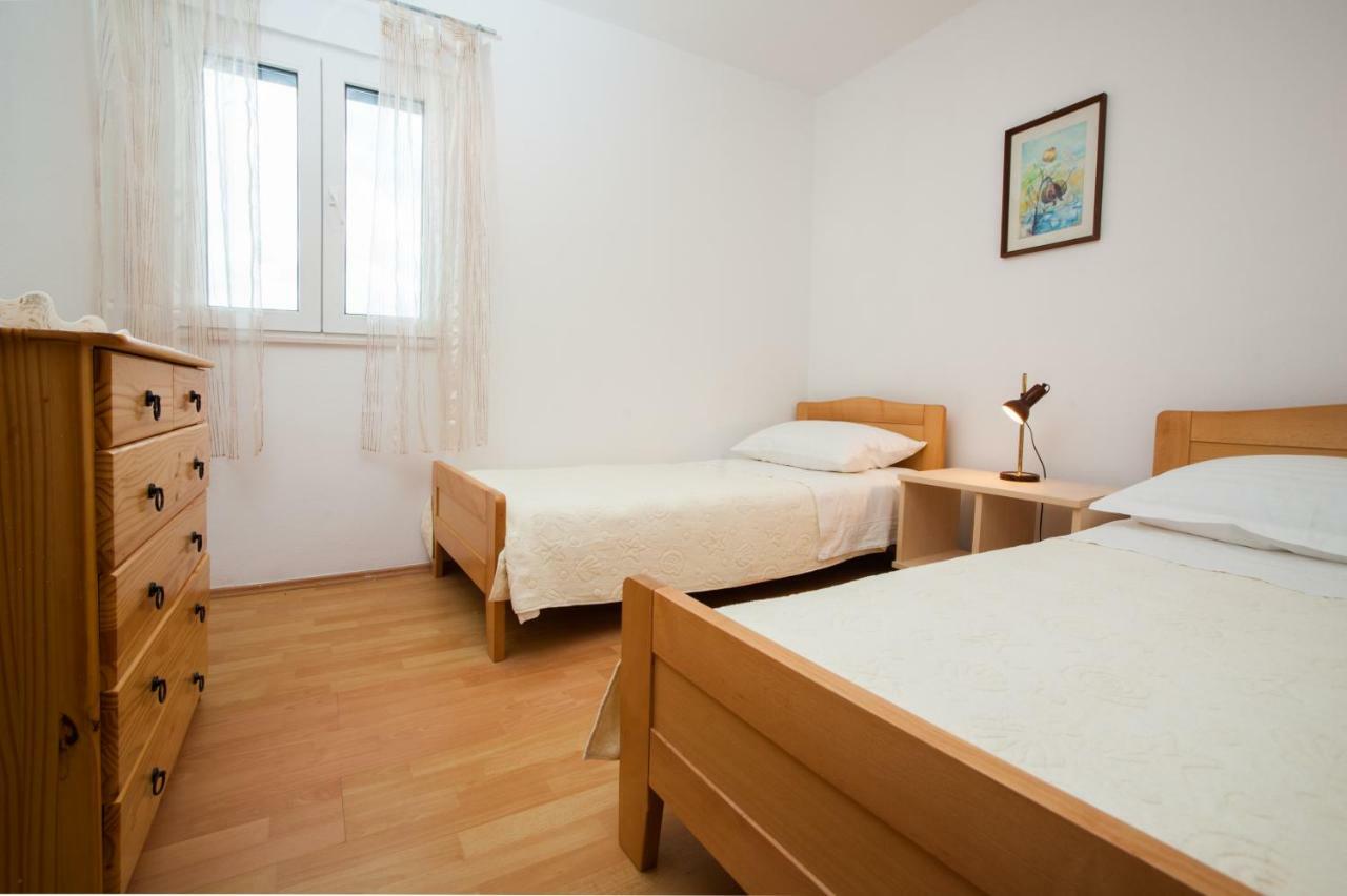 Holiday Home Koprivno エクステリア 写真