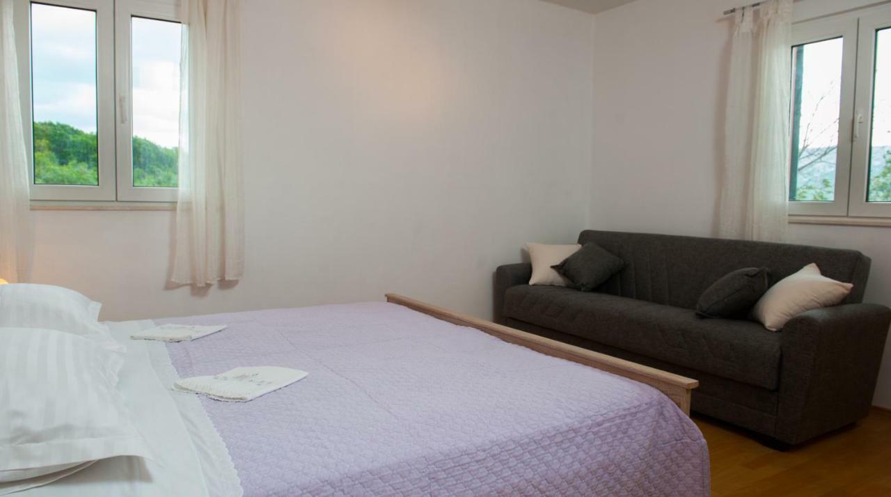 Holiday Home Koprivno エクステリア 写真