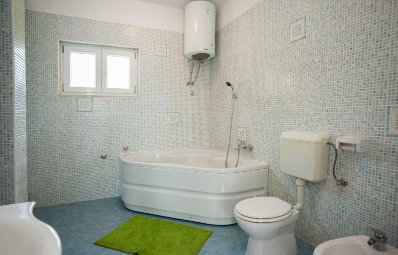 Holiday Home Koprivno エクステリア 写真